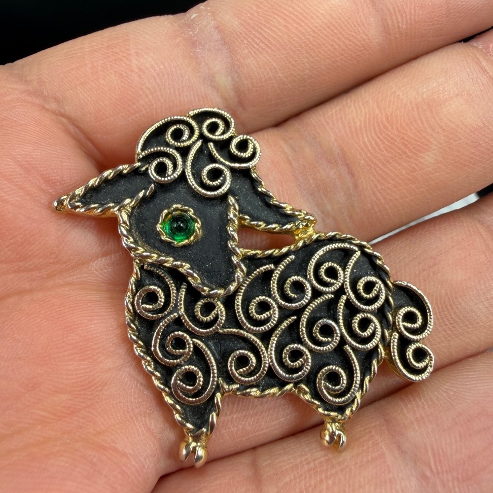 Emmons Lamb Sheep Brooch Pin Gold Tone Filigree Black Green Rhinestone Eye VTG - Picture 7 of 8